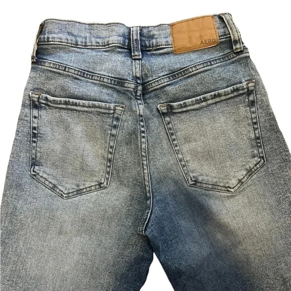 Aeropostale Curvy Mom Ripped Jeans - size 2 - Picture 4 of 5